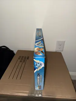 POKEMON 2019 VAPOREON GX Special Collection Box SEALED - Image 2