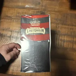 Lost Origin ETB Elite Trainer Box Sword Shield Factory Sealed Pokemon - Image 4