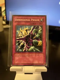 Dimensional Prison SDMM-EN032 1st Edition Yugioh - Image 1