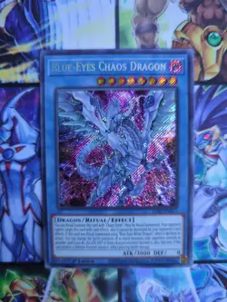 Yu-Gi-Oh Blue-Eyes Chaos Dragon LDS2 - EN017 Secret Rare 1st Edition NM - Image 1