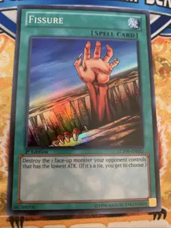 Yugioh Fissure LCYW-EN055 1st Edition NM - Image 1