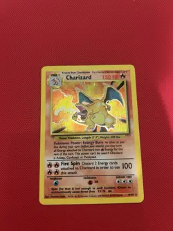 Pokemon TCG Charizard 4/102 Base Set Unlimited Holo Rare - Image 1