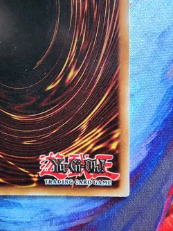 Konami Blue-Eyes White Dragon LCKC-EN001 Legendary Ultra Rare Version 2 - Image 3