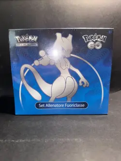 Pokemon GO Sealed ETB Set Allenatore Fuoriclasse Mewtwo ITA 2022 - Image 1