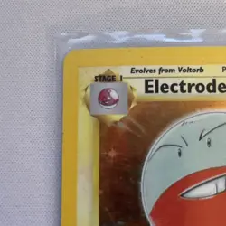 1st Edition Electrode 2/64 Jungle 1999 Holo Rare WOTC Pokemon Card TCG - Image 2