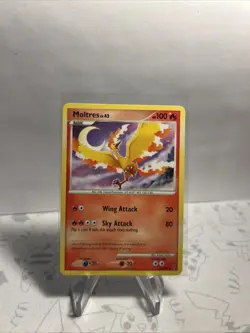 Pokemon Card - Moltres Supreme Victors 36/147 Non Holo NM - Image 1
