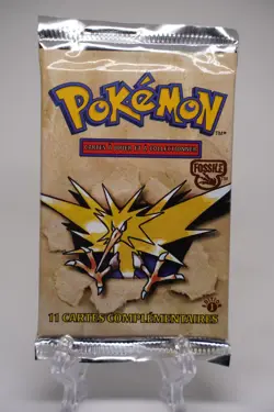 FRENCH Pokemon TCG 1999 1st Edition Fossil Booster Pack Zapdos Art WOTC Sealed - Image 1
