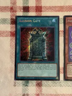 Yu-Gi-Oh! Illusion Gate MZMU-EN023 Secret Rare 1st Edition NM + Bonus Chibi Art - Image 2
