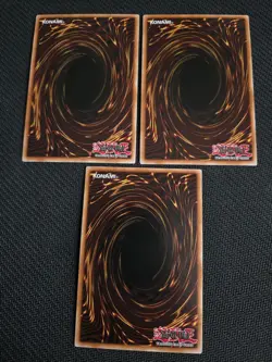 3x Harmonizing Magician x3 PEVO-EN010 Ultra Rare 1st Edition NM Playset Yugioh - Image 2