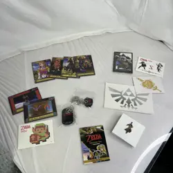 LEGEND OF ZELDA COLLECTOR ITEMS Collector's Fun Box TAGS CARDS PIN STICKERS - Image 1