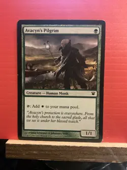 Avacyn's Pilgrim Innistrad Regular - Image 1