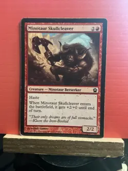 Minotaur Skullcleaver Theros Regular - Image 1