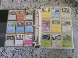 Massive Pokemon Vintage Card Lot Binder - Vintage And Modern Over 1000 Cards - Image 4