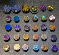 Large Pokemon TCG Character 300 Coin Lot Charizard Pikachu 25th Mewtwo Lugia - Image 1