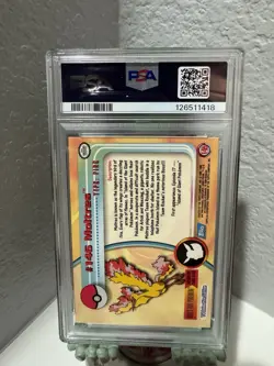 2000 Topps Pokemon Moltres FOIL #146 PSA 10 - Image 2