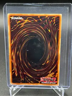 Yugioh TCG Blue-Eyes White Dragon (UTR) YSKR-EN001 Kaiba Reloaded 1st Edition NM - Image 2