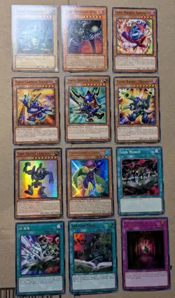 YU-GI-OH MISCELLANEOUS TOON CARD LOT OF 12 MODERN+VINTAGE - Image 1