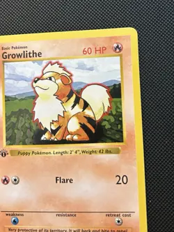 Pokemon TCG Growlithe Card 028/102 1st Edition Base Set Shadowless - Image 2