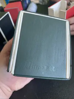 Ultrapro Selesnya Alcove Deck Box MTG Magic (Slightly used) - Image 3