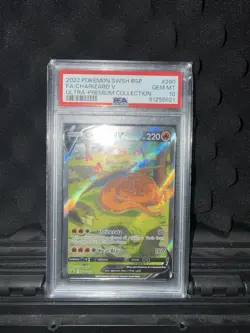 Charizard V SWSH260 SWSH: Sword & Shield Promo Cards Holo - Image 1