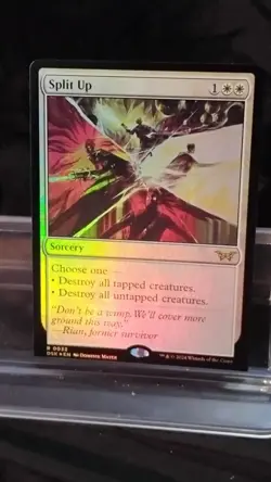 Split Up Duskmourn: House of Horror Foil - Image 1