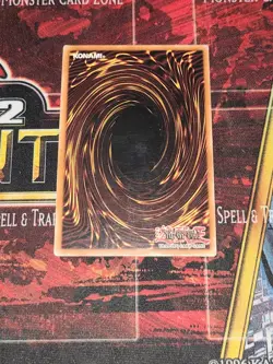 Blue-Eyes White Dragon BPT-009 2003 Collectors Tin Limited Edition - Image 2