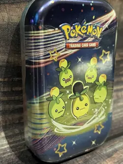 Pokemon TCG Paldean Fates Mini Tin Smoliv Brand New, Spanish Destinos De Paldea - Image 3