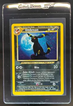 2001 Pokemon Neo Discovery Umbreon Holo Rare #13/75 - Image 1