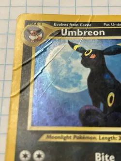 2001 Pokemon Neo Discovery Umbreon #13/75 Holo Rare WOTC Crease Damage - Image 3