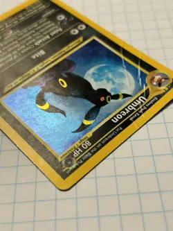 2001 Pokemon Neo Discovery Umbreon #13/75 Holo Rare WOTC Crease Damage - Image 4