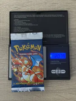 Pokemon 4th Print Base Set Charizard Booster Pack | WOTC | 1999-2000 UK - Image 1