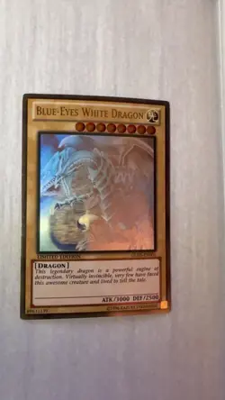 Yugioh Blue-Eyes White Dragon GLD5-EN001 Gold Ghost Rare Limited Edition NM - Image 3