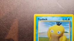 Psyduck 79/105 Pokemon Neo Destiny Card - LP - Image 2