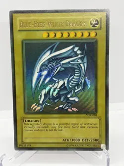 YuGiOh Blue Eyes White Dragon SDK-001 Max Faded Misprint Ultra Rare - Image 1