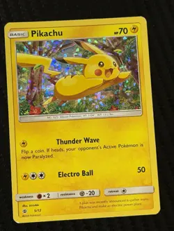 Pokemon Pikachu 005/012 McDonald's 2017 Promo Holo Basic - Image 1