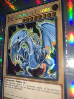 YuGiOh! Blue-Eyes White Dragon MP22-EN266 Prismatic Secret Rare 1st Edition NM - Image 4