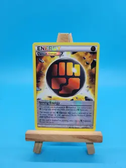 Pokemon TCG Strong Energy Furious Fists 104/111 Reverse Holo Uncommon NM - Image 1