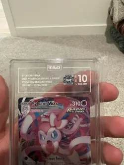 Pokemon Sylveon VMAX Full Art Ultra Rare Holo Card 075/203 TAG 10 - Image 3
