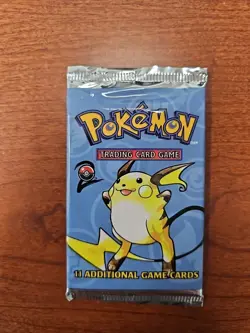 Wizards of the Coast Pokemon Base 2 Boosters Cards 9781575309712 - Image 1