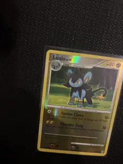 Luxio 52/130 Diamond and Pearl Reverse Holo Excellent Condition Pokemon - Image 3
