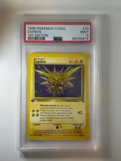 1999 Pokemon Fossil Zapdos #30 1st Edition Non Holo PSA 9 MINT - Image 1
