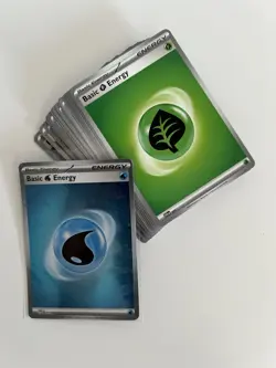 Pokemon S&V 2023 Energy Lot - 40 Cards (5 of each) + 1 Holo - NM - Image 2