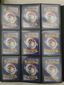 Vintage Pokemon Card Lot of 31 cards Base Set 2 Fossil - Image 2