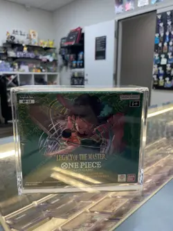 [PRE ORDER] One Piece Acrylic Display Case for 24ct Booster Box - UV protective - Image 1