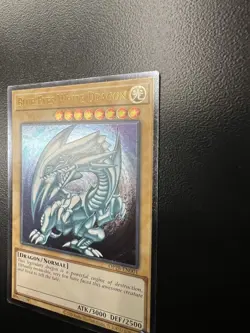 Blue-Eyes White Dragon Ultimate Rare - Image 5