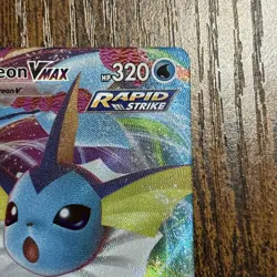 Pokemon TCG Vaporeon VMAX Evolving Skies Holo Ultra Rare Card 030/203 - Image 3