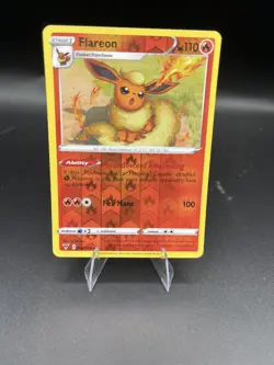 Flareon 26/185 reverse Holo Rare Vivid Voltage Pokemon Card NEAR MINT - Image 1