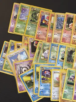 60 Vintage Pokemon Card Lot - WOTC Base Jungle Fossil Rocket Ect - HP - Image 3