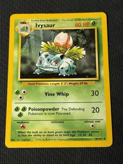 Ivysaur 30/102 - Pokemon Base Set Unlimited 1 - Image 1