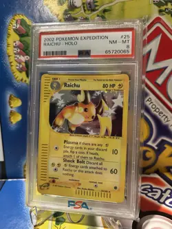 2002 POKEMON EXPEDITION #25 RAICHU-HOLO PSA 8 - Image 1